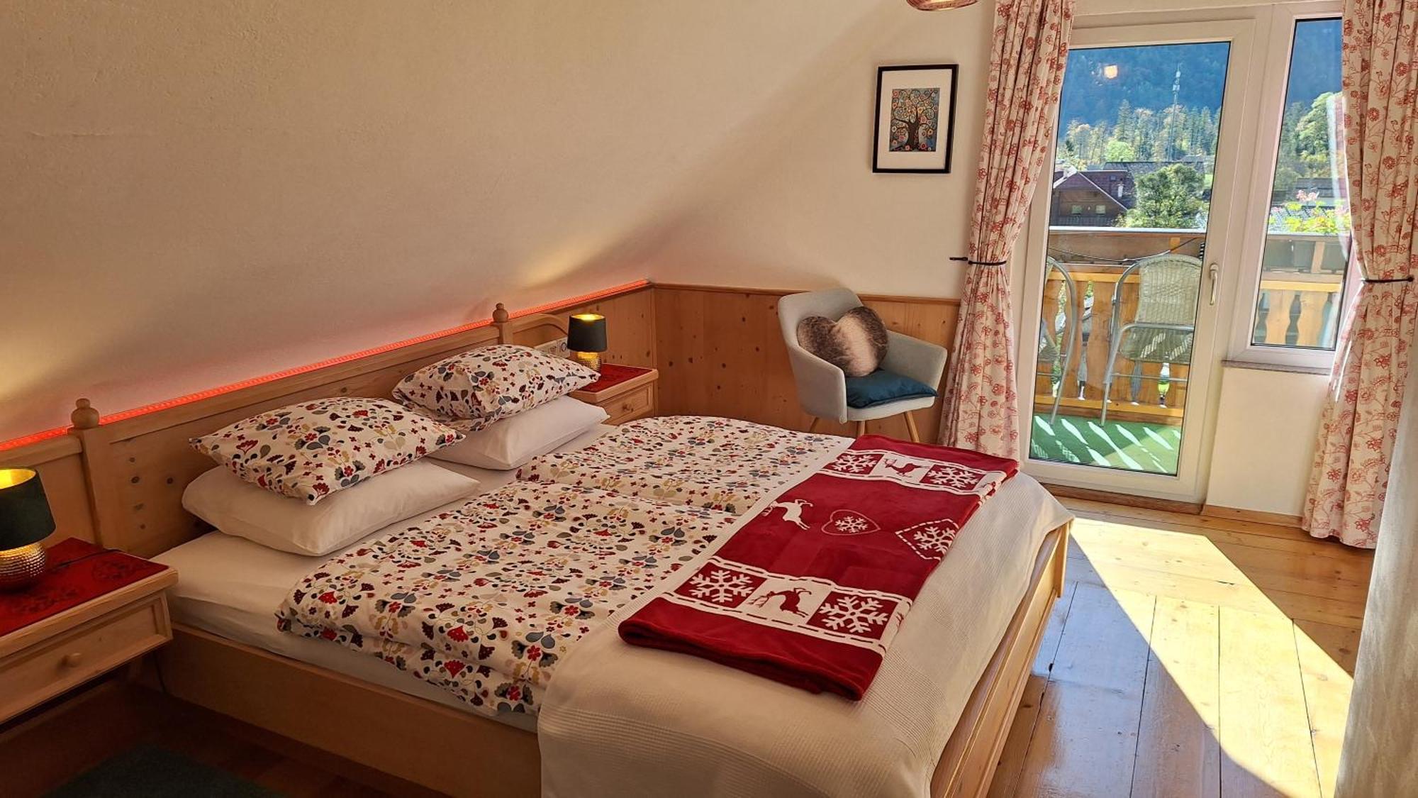 Haus Hepi Hotel Obertraun Ngoại thất bức ảnh
